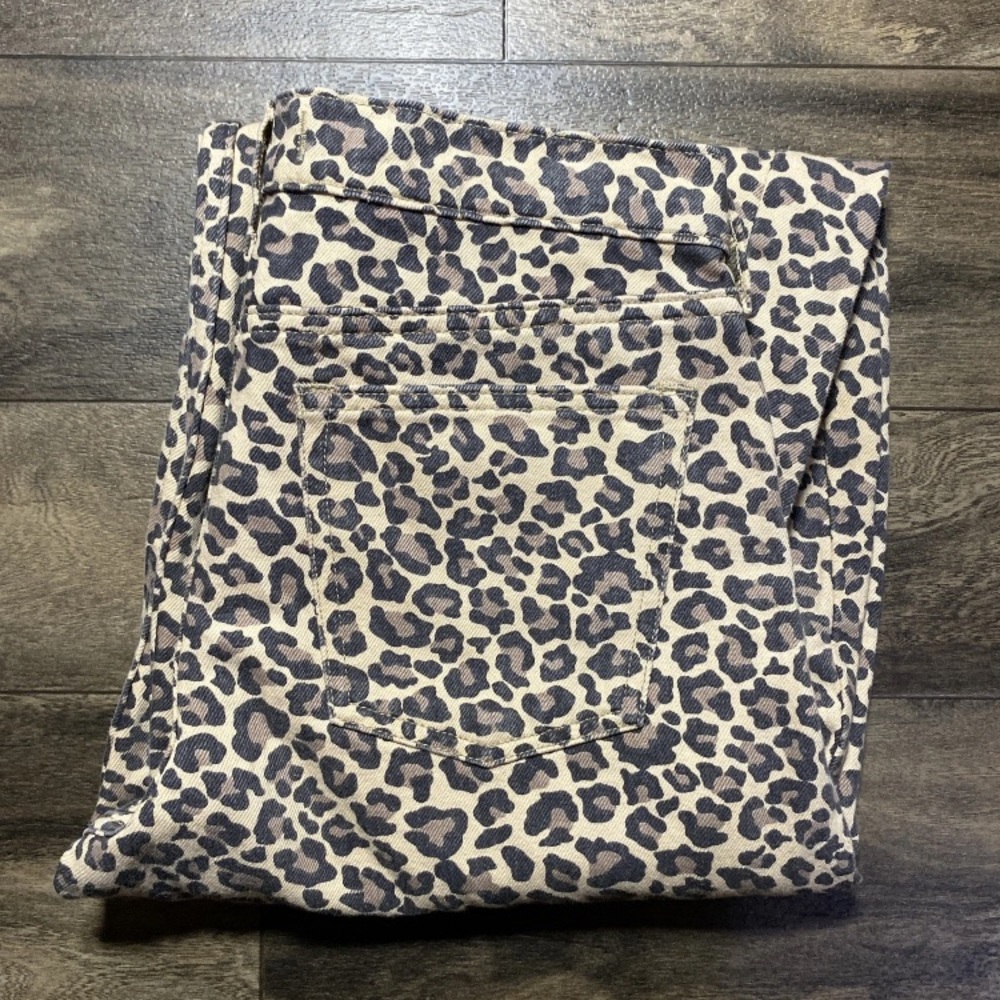Abercrombie & Fitch Leopard Print Barrel Jeans Women Size 26 Midrise Wide Baggy - Picture 9 of 9